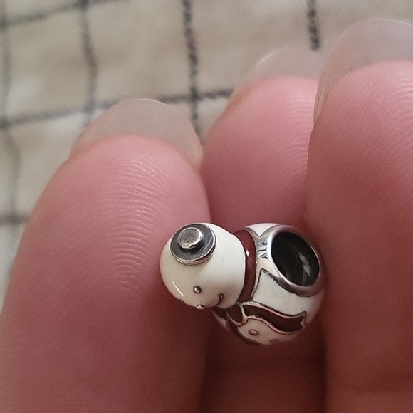 Pandora Enamel Snowman charm - Picture 3 of 5